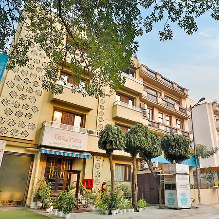 Cosy Grand, Chanakyapuri By The Cosy Hotels New Delhi Exterior foto