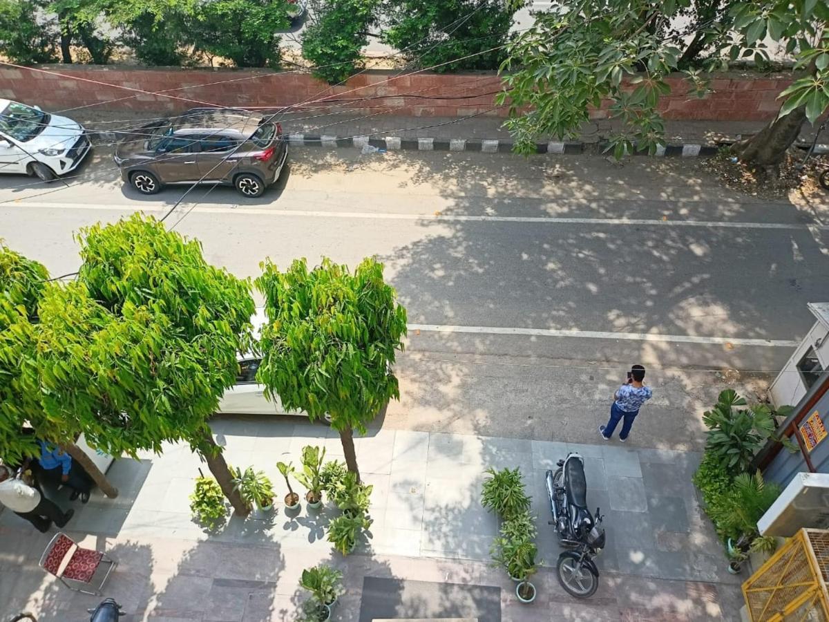 Cosy Grand, Chanakyapuri By The Cosy Hotels New Delhi Exterior foto