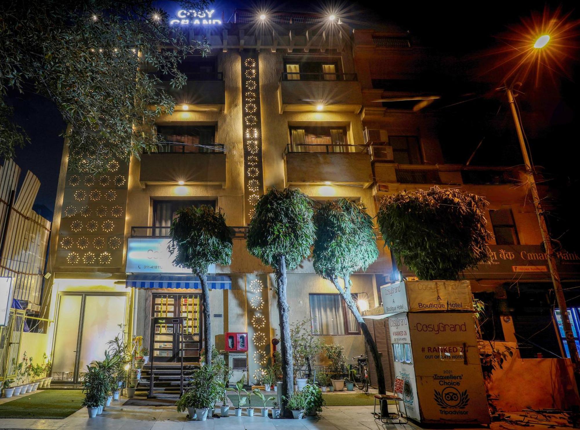 Cosy Grand, Chanakyapuri By The Cosy Hotels New Delhi Exterior foto