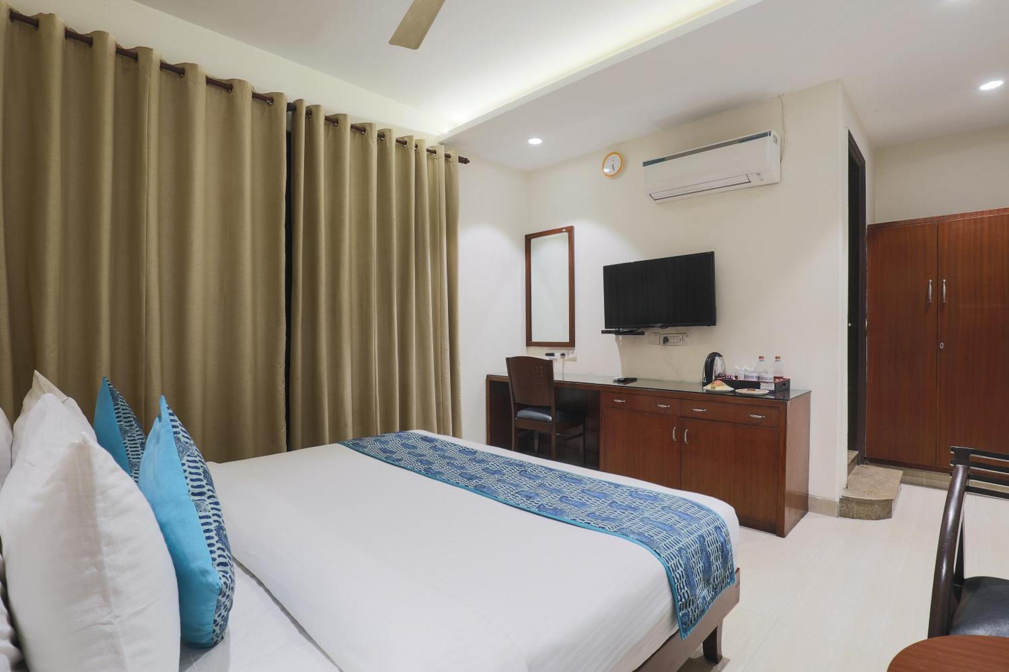 Cosy Grand, Chanakyapuri By The Cosy Hotels New Delhi Exterior foto