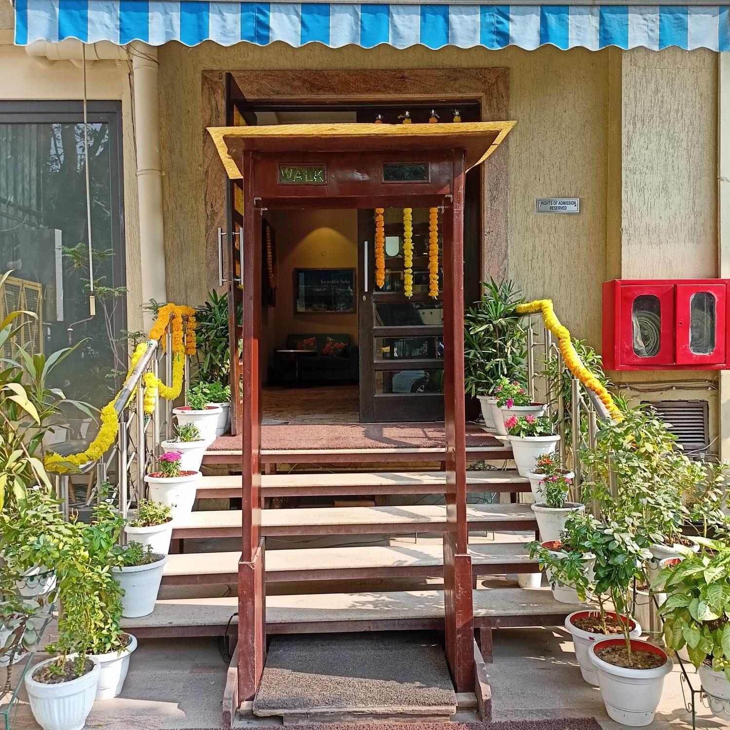 Cosy Grand, Chanakyapuri By The Cosy Hotels New Delhi Exterior foto