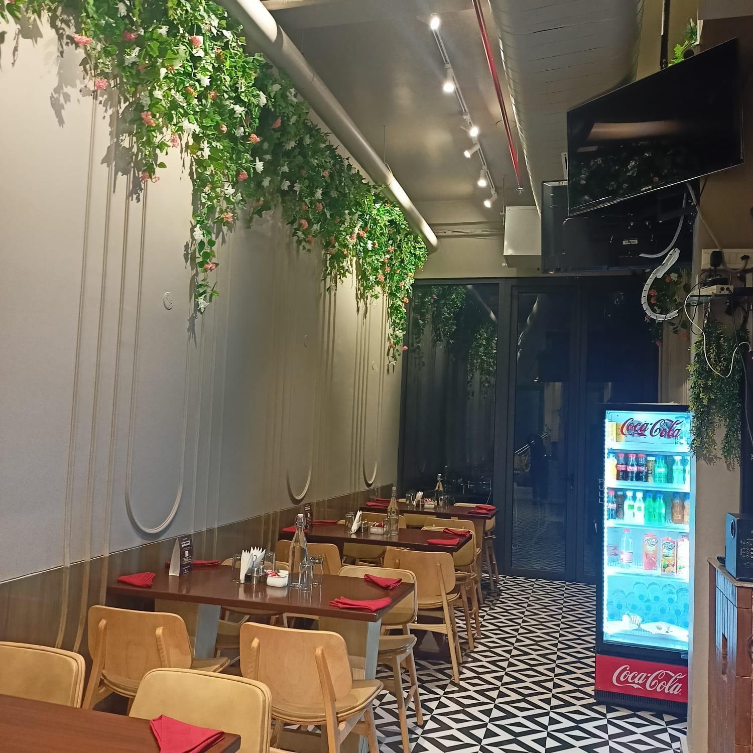 Cosy Grand, Chanakyapuri By The Cosy Hotels New Delhi Exterior foto