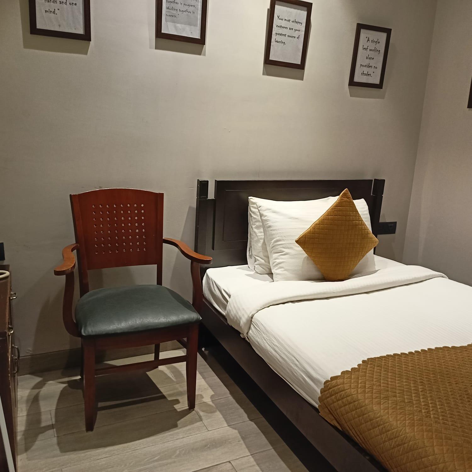 Cosy Grand, Chanakyapuri By The Cosy Hotels New Delhi Exterior foto