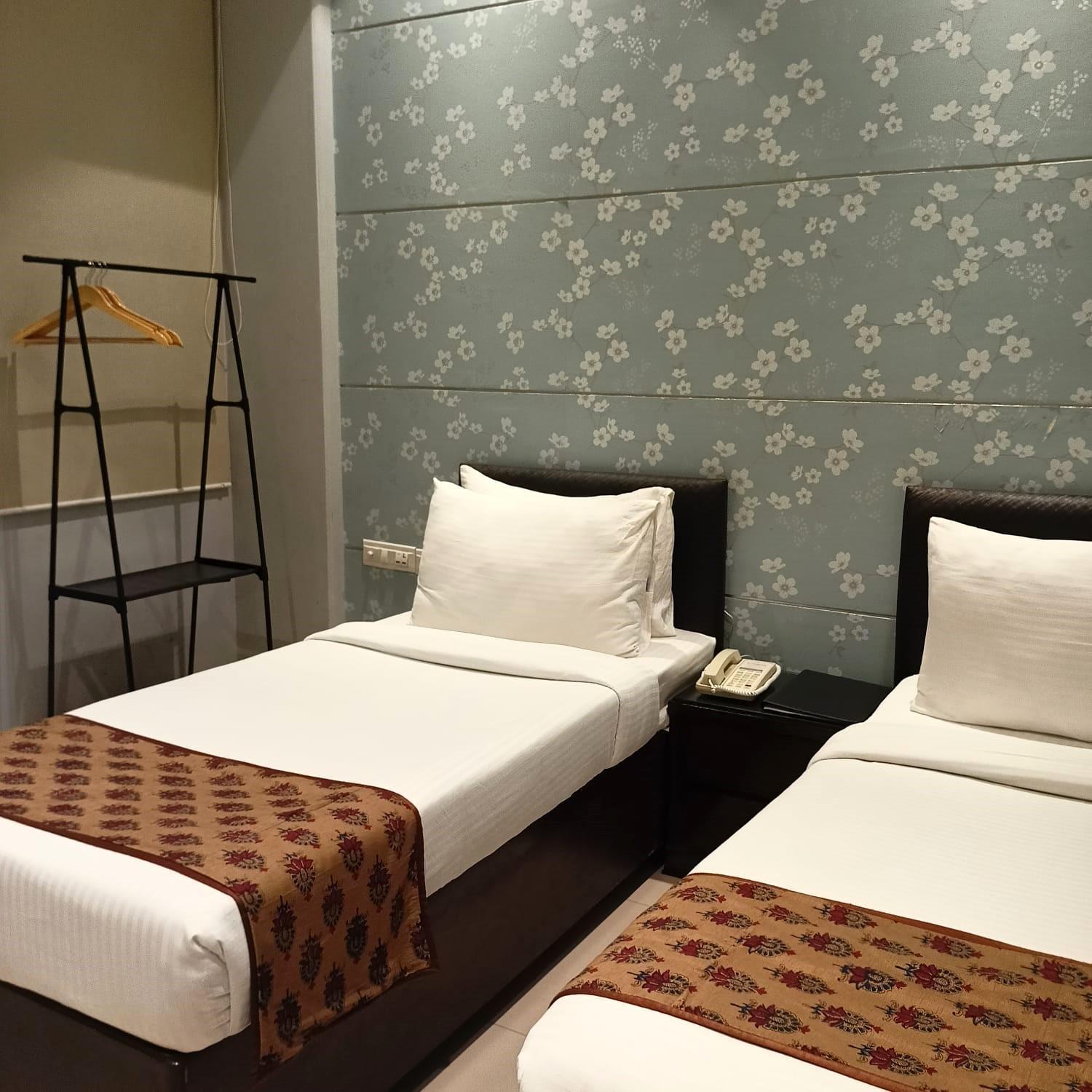 Cosy Grand, Chanakyapuri By The Cosy Hotels New Delhi Exterior foto